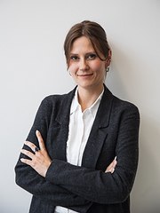 Portrait von Claudia Wirsing